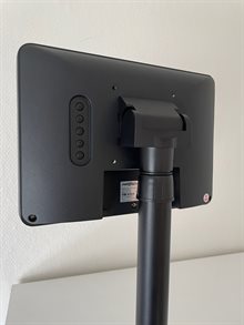 Kunddisplay med justerbar stolpe/fot, 10,1-tum LCD, Partner DP-101